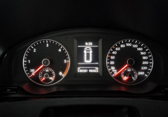 Подержанный автомобиль Volkswagen Multivan 2010 года (13 фото)