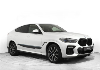 Подержанный автомобиль BMW X6 2020 года (3 фото)