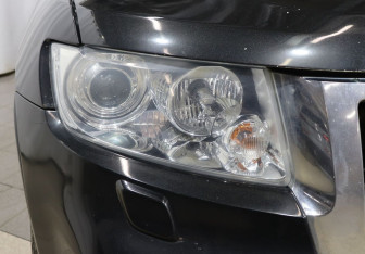 Подержанный автомобиль Jeep Grand Cherokee 2012 года (27 фото)
