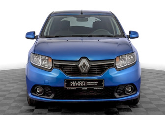 Подержанный автомобиль Renault Sandero 2014 года (2 фото)