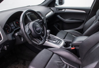 Подержанный автомобиль Audi Q5 2013 года (10 фото)