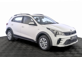 Подержанный автомобиль Kia Rio Hatchback 2021 года (3 фото)
