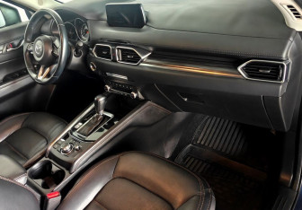 Подержанный автомобиль Mazda CX-5 2019 года (10 фото)