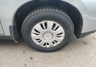 Подержанный автомобиль Mitsubishi Outlander 2012 года (12 фото)