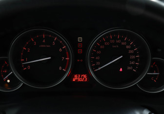 Подержанный автомобиль Mazda 6 Sedan 2011 года (11 фото)