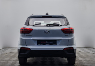 Подержанный автомобиль Hyundai Creta 2020 года (4 фото)