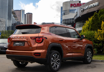 Подержанный автомобиль Haval H7 2025 года (4 фото)