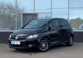 Подержанный автомобиль Volkswagen Golf Plus 2012 года (1 фото)