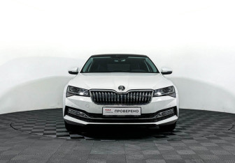 Подержанный автомобиль Skoda Superb Liftback 2024 года (2 фото)