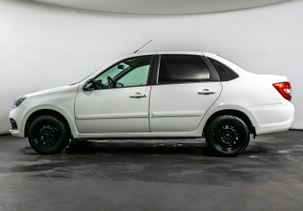 Подержанный автомобиль LADA (ВАЗ) Granta Sedan 2020 года (8 фото)