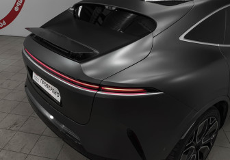 Подержанный автомобиль Avatr 11 2023 года (7 фото)