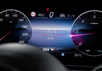 Подержанный автомобиль Mercedes-Benz GLE 2025 года (11 фото)