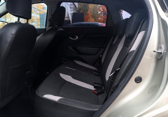 Подержанный автомобиль LADA (ВАЗ) XRAY 2022 года (10 фото)