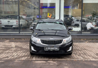 Подержанный автомобиль Kia Rio Sedan 2015 года (2 фото)