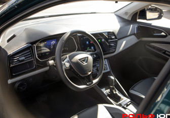 Подержанный автомобиль Jetta VS7 2023 года (15 фото)