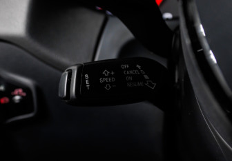 Подержанный автомобиль Audi Q5 2014 года (18 фото)