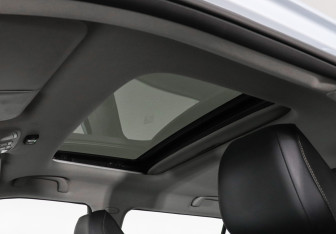 Подержанный автомобиль Москвич 3 2023 года (13 фото)