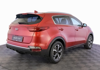 Подержанный автомобиль Kia Sportage 2018 года (5 фото)