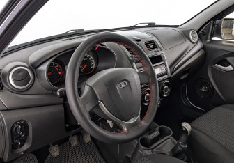 Подержанный автомобиль LADA (ВАЗ) Kalina Wagon 2018 года (15 фото)