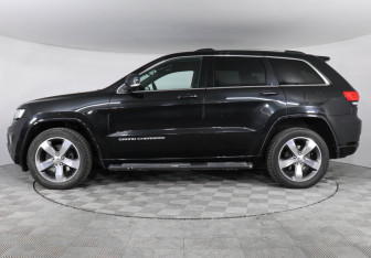 Подержанный автомобиль Jeep Grand Cherokee 2014 года (8 фото)