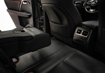 Подержанный автомобиль Lexus RX 2021 года (31 фото)
