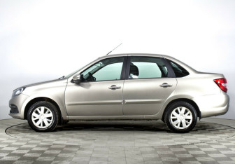 Подержанный автомобиль LADA (ВАЗ) Granta Sedan 2020 года (3 фото)