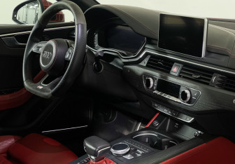 Подержанный автомобиль Audi A5 Coupe 2019 года (9 фото)