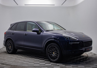 Подержанный автомобиль Porsche Cayenne 2017 года (7 фото)
