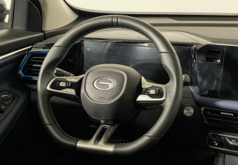 Подержанный автомобиль GAC GS3 2024 года (14 фото)
