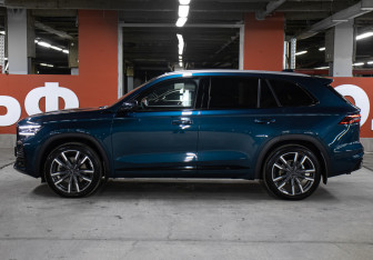 Подержанный автомобиль Geely Monjaro 2023 года (8 фото)