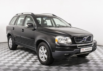 Подержанный автомобиль Volvo XC90 2011 года (3 фото)