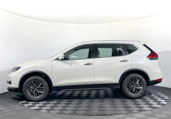 Новый Nissan X-Trail 2025 (9 фото)