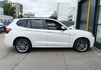 Подержанный автомобиль BMW X3 2012 года (4 фото)