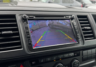 Подержанный автомобиль Volkswagen Caravelle 2018 года (13 фото)