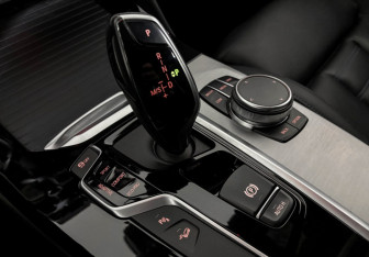Подержанный автомобиль BMW X4 2019 года (17 фото)