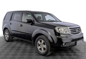 Подержанный автомобиль Honda Pilot 2012 года (3 фото)