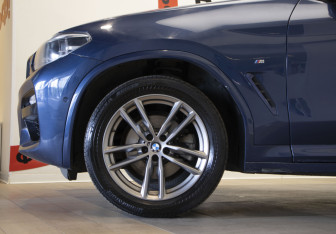 Подержанный автомобиль BMW X3 2019 года (35 фото)