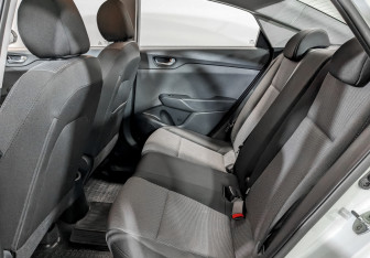 Подержанный автомобиль Hyundai Solaris Sedan 2020 года (12 фото)