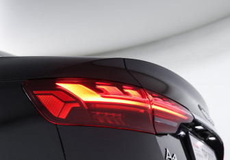 Подержанный автомобиль Audi A4 Sedan 2020 года (21 фото)