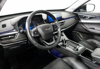 Подержанный автомобиль Chery Tiggo 8 2023 года (9 фото)