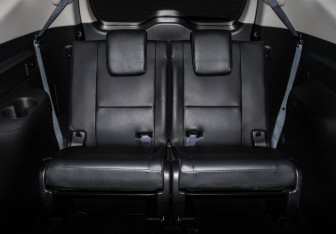 Подержанный автомобиль Mitsubishi Montero Sport 2022 года (13 фото)