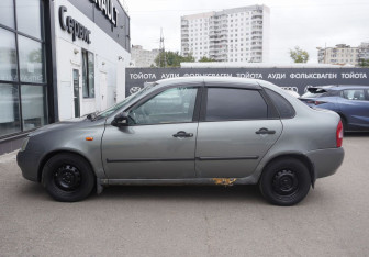 Подержанный автомобиль LADA (ВАЗ) Kalina Sedan 2008 года (8 фото)