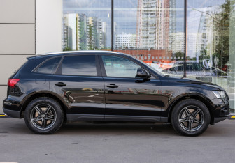 Подержанный автомобиль Audi Q5 2015 года (4 фото)