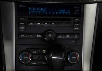 Подержанный автомобиль Chevrolet Captiva 2013 года (14 фото)