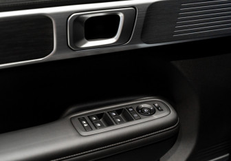 Новый Hyundai Santa Fe 2025 (12 фото)