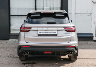 Подержанный автомобиль Geely Coolray 2022 года (6 фото)