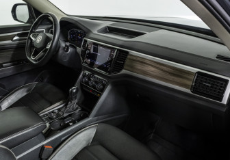 Подержанный автомобиль Volkswagen Teramont 2021 года (9 фото)