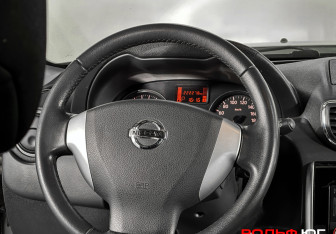 Подержанный автомобиль Nissan Terrano 2015 года (13 фото)