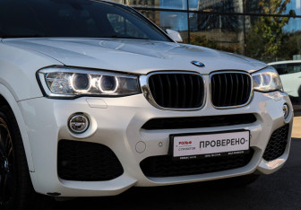 Подержанный автомобиль BMW X4 2015 года (20 фото)