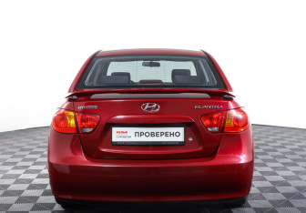 Подержанный автомобиль Hyundai Elantra Sedan 2007 года (6 фото)